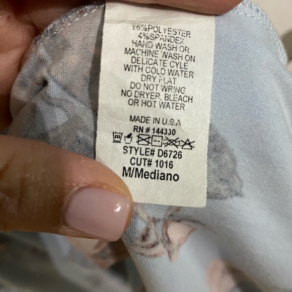 Dress - Picture 5 of 5